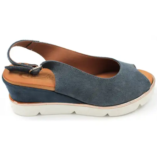 &Alpha;&nu;&alpha;&tau;&omicron;&mu;&iota;&kappa;ή &Gamma;&upsilon;&nu;&alpha;&iota;&kappa;&epsilon;ί&alpha; &Pi;&lambda;&alpha;&tau;&phi;ό&rho;&mu;&alpha;- &Mu;&pi;&lambda;&epsilon; 2079