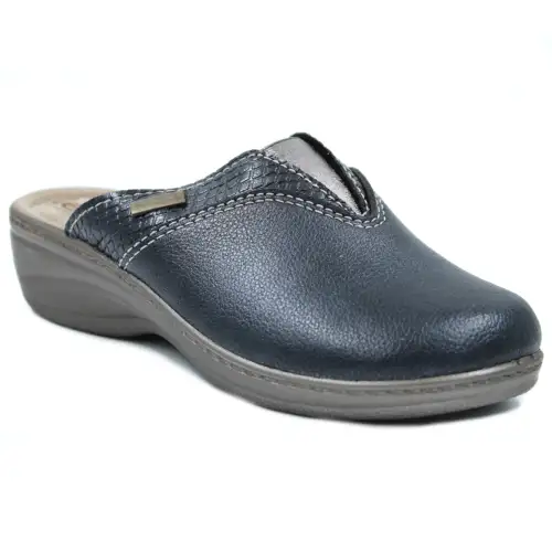 &Alpha;&nu;&alpha;&tau;&omicron;&mu;&iota;&kappa;ή &Gamma;&upsilon;&nu;&alpha;&iota;&kappa;&epsilon;ί&alpha; &Pi;&alpha;&nu;&tau;ό&phi;&lambda;&alpha;  - &Mu;&pi;&lambda;&epsilon; 4042