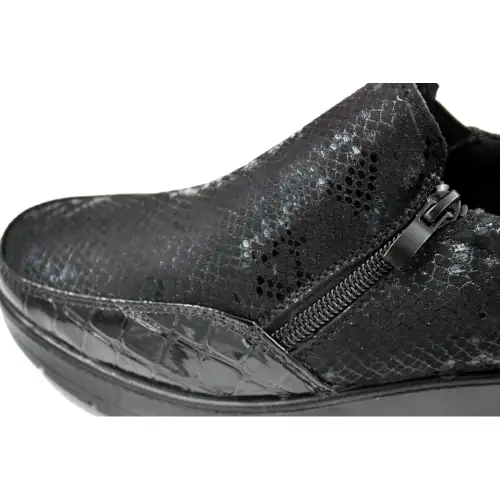  &Alpha;&nu;&alpha;&tau;&omicron;&mu;&iota;&kappa;ό &Gamma;&upsilon;&nu;&alpha;&iota;&kappa;&epsilon;ί&omicron; &Pi;&alpha;&pi;&omicron;ύ&tau;&sigma;&iota; &Delta;&epsilon;&rho;&mu;ά&tau;&iota;&nu;&omicron; - &Mu;&alpha;ύ&rho;&omicron; &Kappa;&rho;&omicron;&kappa;ό 1571