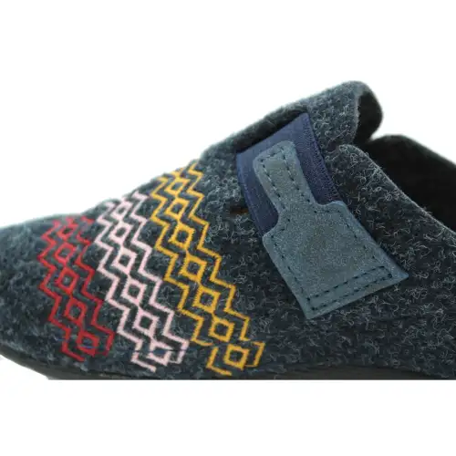 &Alpha;&nu;&alpha;&tau;&omicron;&mu;&iota;&kappa;ή &Gamma;&upsilon;&nu;&alpha;&iota;&kappa;&epsilon;ί&alpha; &Pi;&alpha;&nu;&tau;ό&phi;&lambda;&alpha; &Mu;&pi;&lambda;&epsilon; - 2348