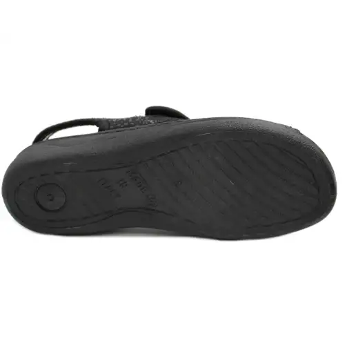 &Alpha;&nu;&alpha;&tau;&omicron;&mu;&iota;&kappa;ό &Gamma;&upsilon;&nu;&alpha;&iota;&kappa;&epsilon;ί&omicron; &Pi;έ&delta;&iota;&lambda;&omicron;  - &Mu;&alpha;ύ&rho;&omicron; 2476