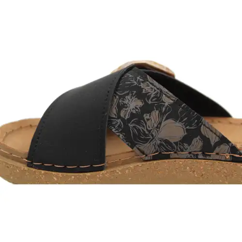 &Alpha;&nu;&alpha;&tau;&omicron;&mu;&iota;&kappa;ή &Gamma;&upsilon;&nu;&alpha;&iota;&kappa;&epsilon;ί&alpha; &Pi;&alpha;&nu;&tau;ό&phi;&lambda;&alpha; - &Mu;&alpha;ύ&rho;&eta; 1146