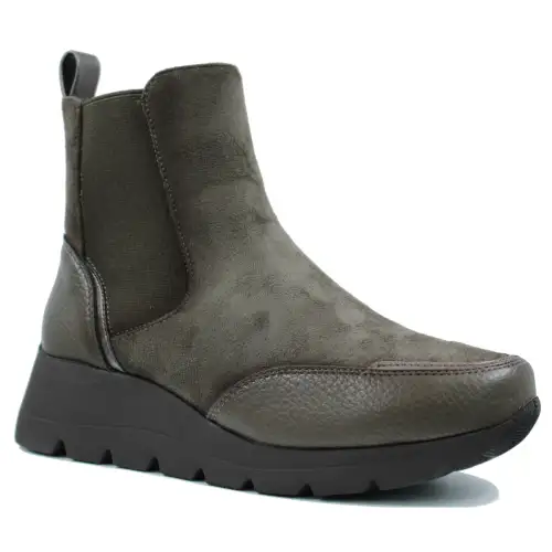 &Alpha;&nu;&alpha;&tau;&omicron;&mu;&iota;&kappa;ό &Gamma;&upsilon;&nu;&alpha;&iota;&kappa;&epsilon;ί&omicron; &Mu;&pi;&omicron;&tau;ά&kappa;&iota; &Kappa;&alpha;&sigma;&tau;ό&rho; &mu;&epsilon; &Lambda;ά&sigma;&tau;&iota;&chi;&omicron;  - &Chi;&alpha;&kappa;ί 497