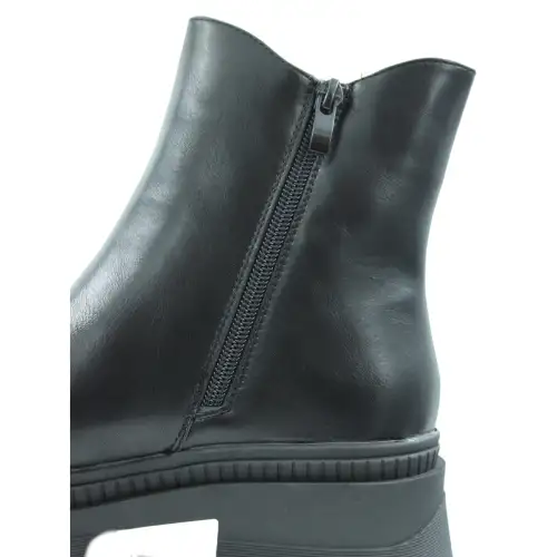 712 &Mu;&Alpha;&Upsilon;&Rho;&Omicron; &Epsilon;