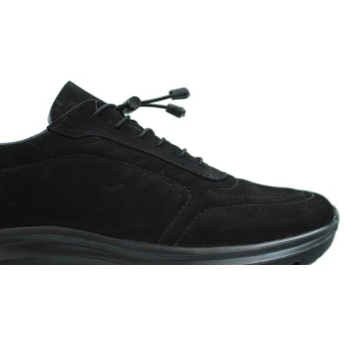 582 &Mu;&Alpha;&Upsilon;&Rho;&Omicron; &Epsilon;