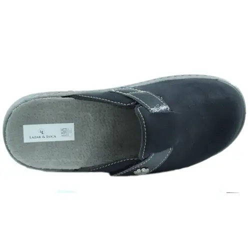 977 &Mu;&Pi;&Lambda;&Epsilon; &Epsilon;